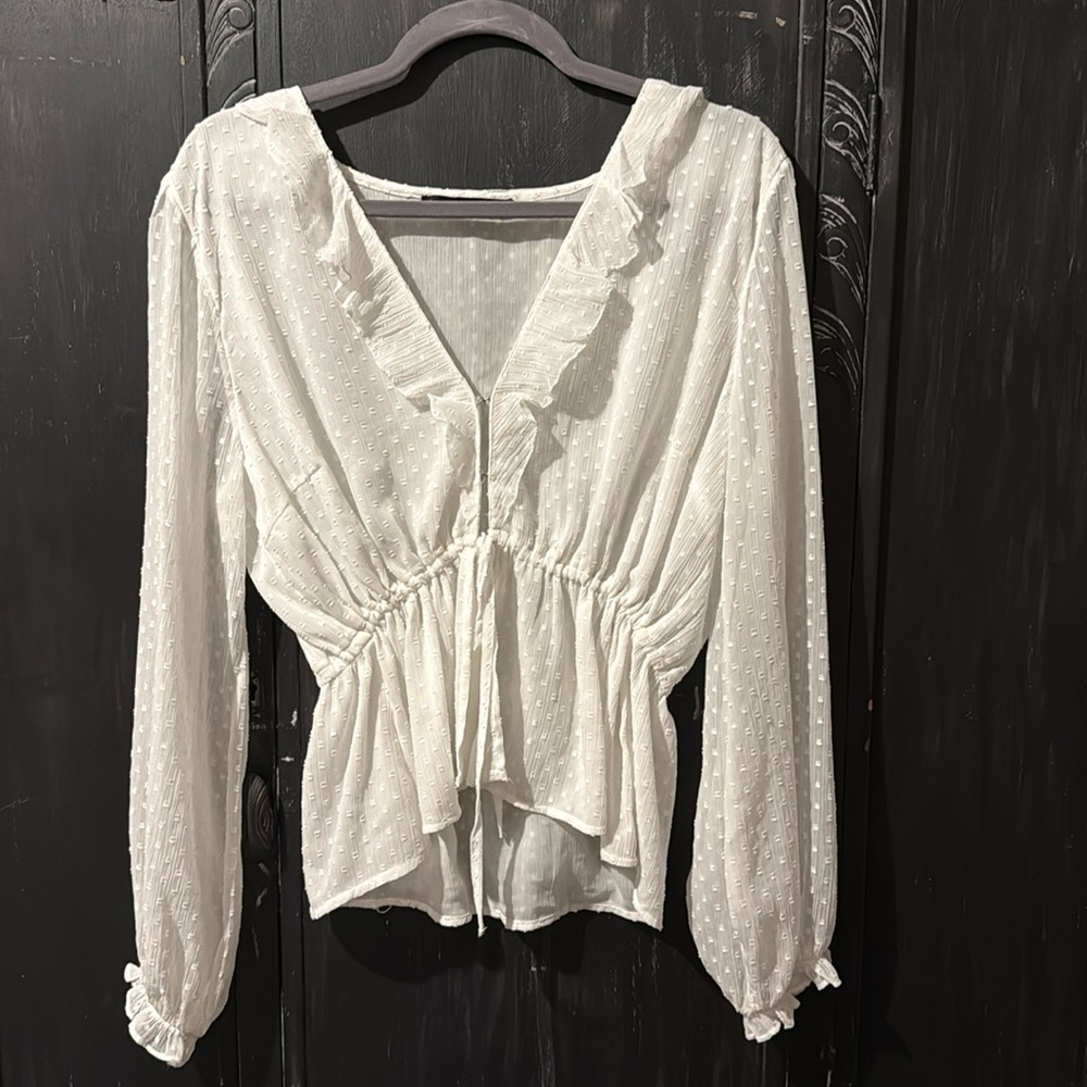 Abercrombie & Fitch White Ruffle Blouse
